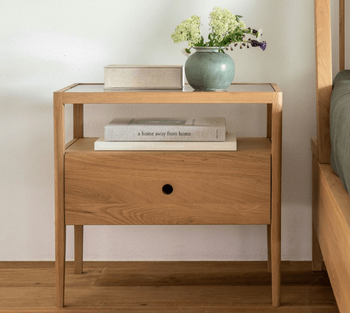 Photo of the Ethnicraft Spindle Oak Bedside Table